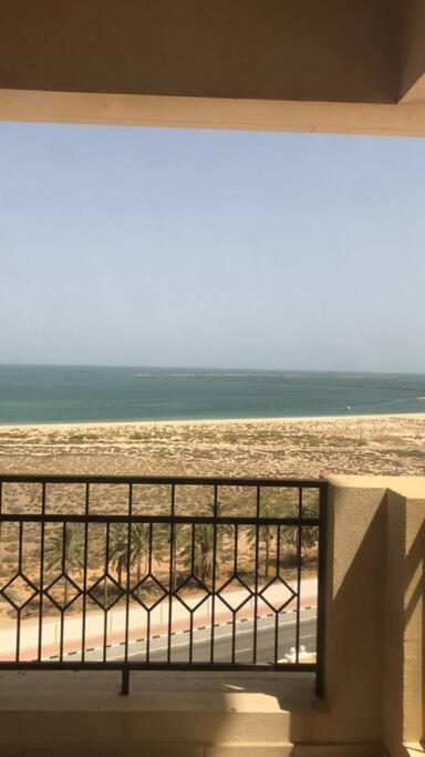 Two Bedroom Apartment - Great Sea Views - Alhamra Village Ras al-Khaimah Exterior foto